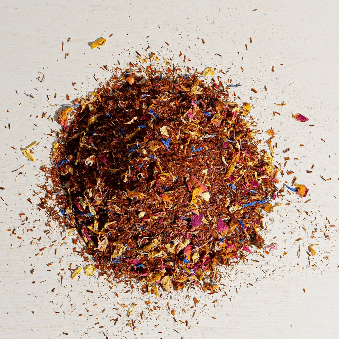 Royal Wedding Tea (Rooibos/Black Blend)